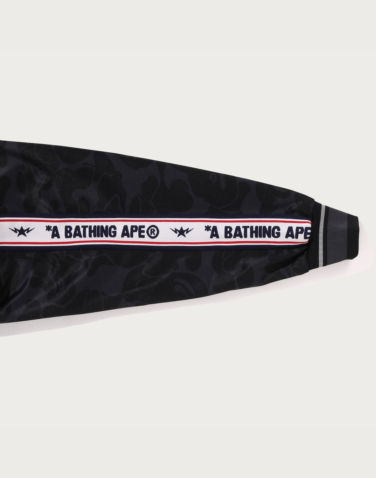 BAPE MENS SOLID CAMO RELAXED FIT SHARK FULL ZIP HOODIE JACKET