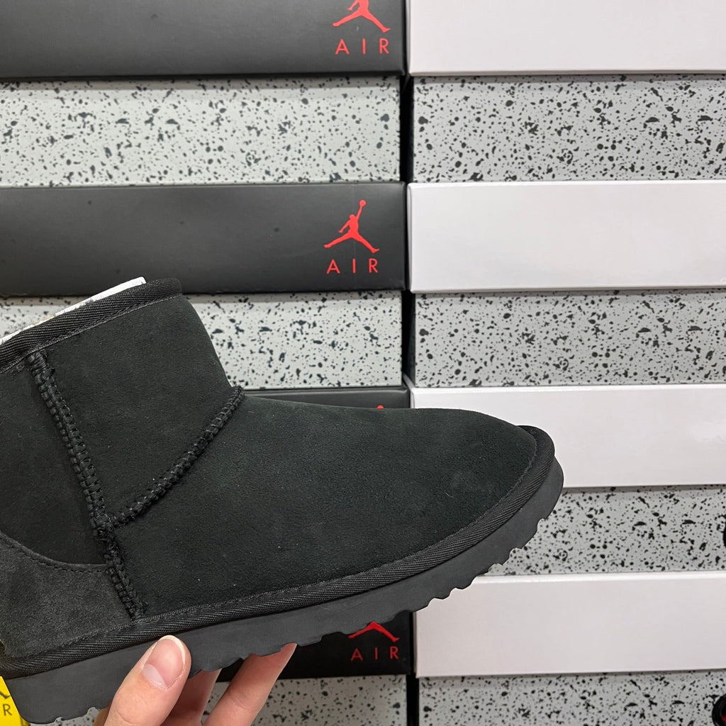 UGG Classic Mini Boot – Women's Suede Ankle Boot in Black
