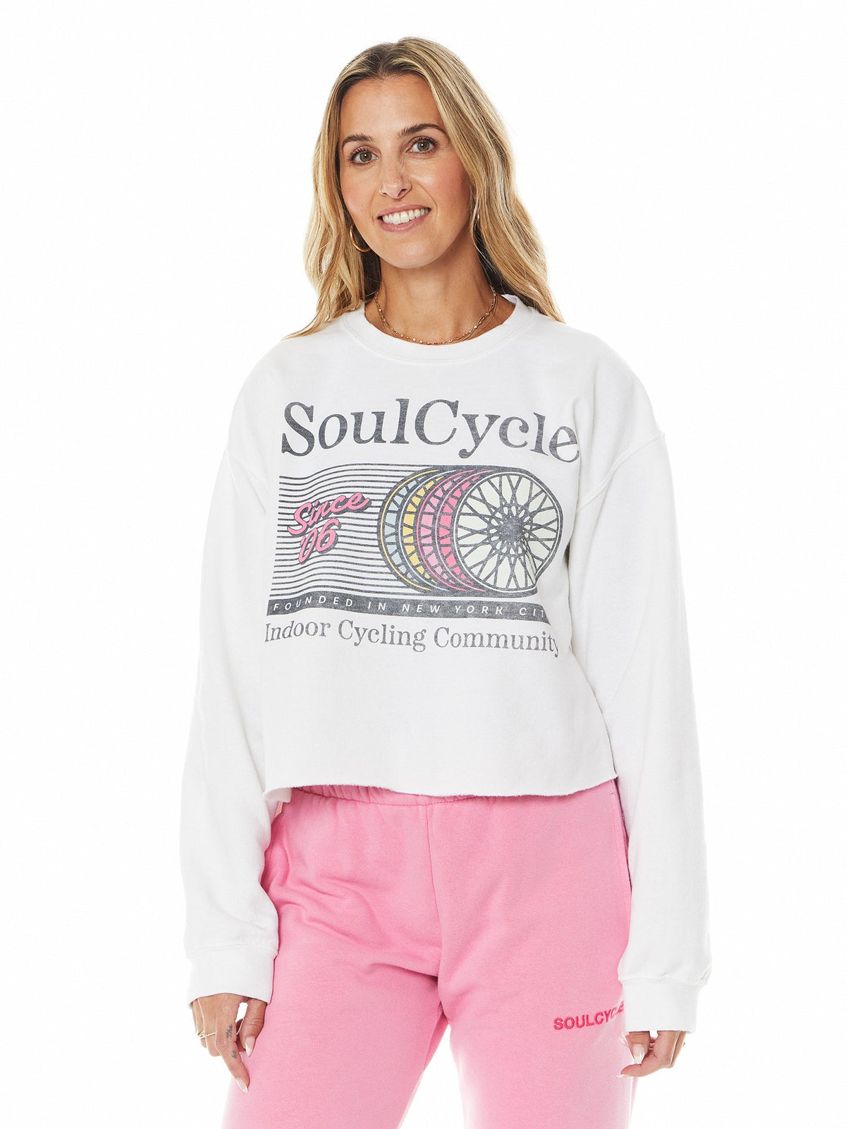 INDOOR CYCLING COMMUNITY CROP
