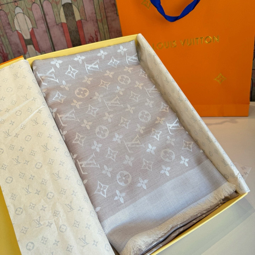 Louis Vuitton Patterned Woven Scarf