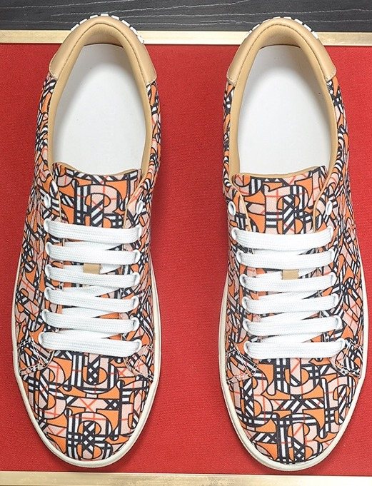 Burberry Orange Geometric Low-Top Sneakers