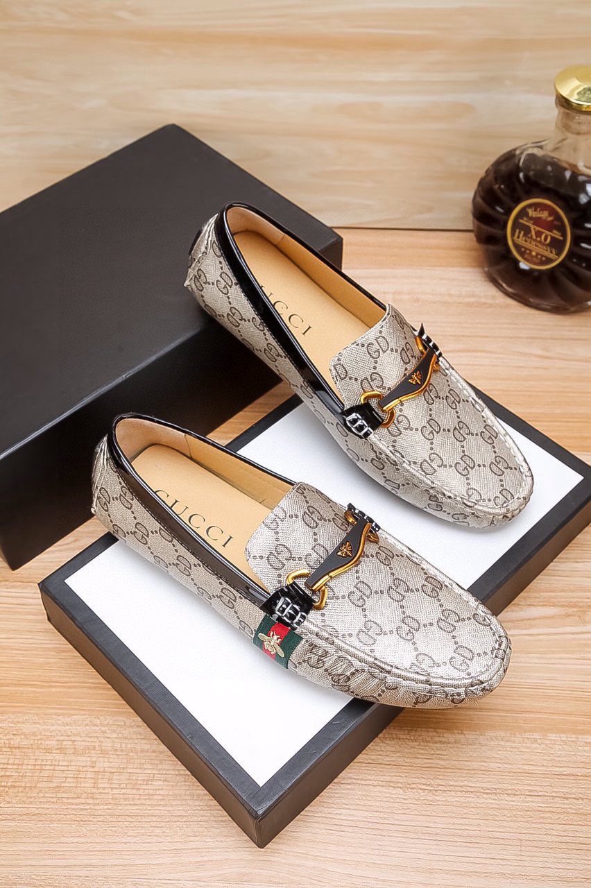Gucci Patterned Driving Loafers