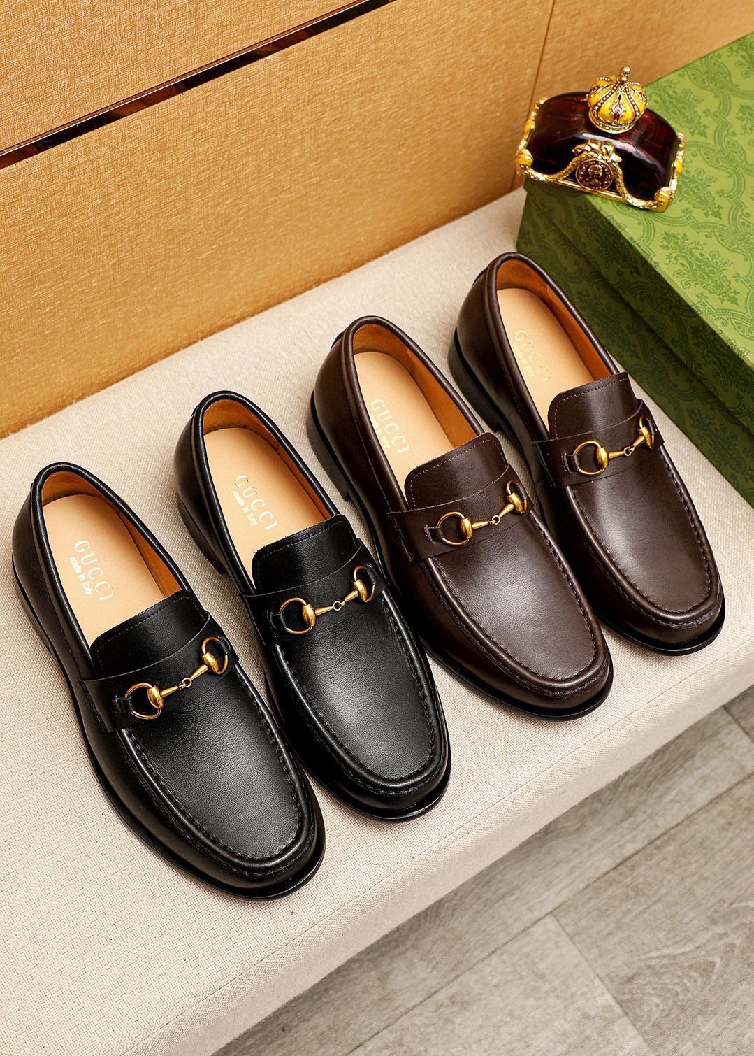 Gucci Leather Horsebit-Style Loafers