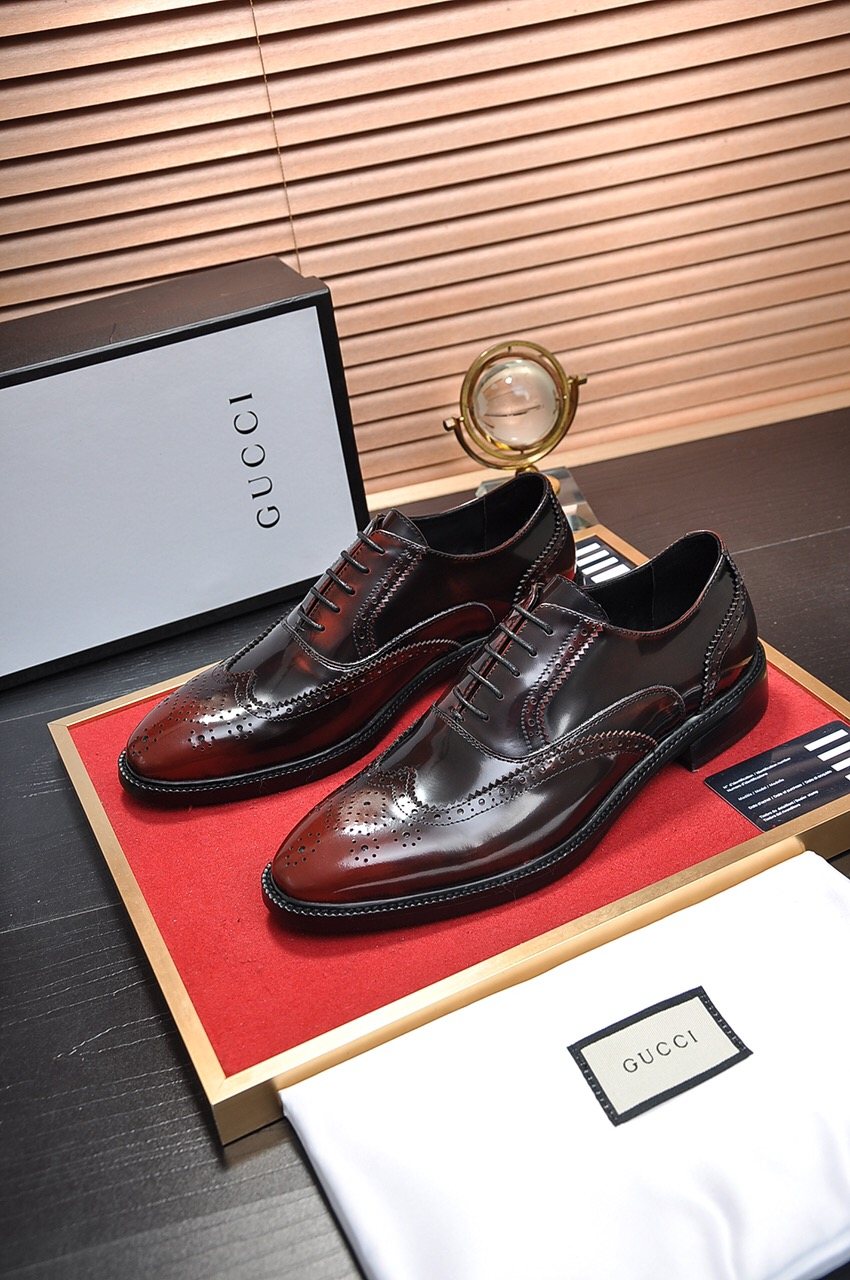 Gucci Men's Glossy Brogue Oxford Shoes