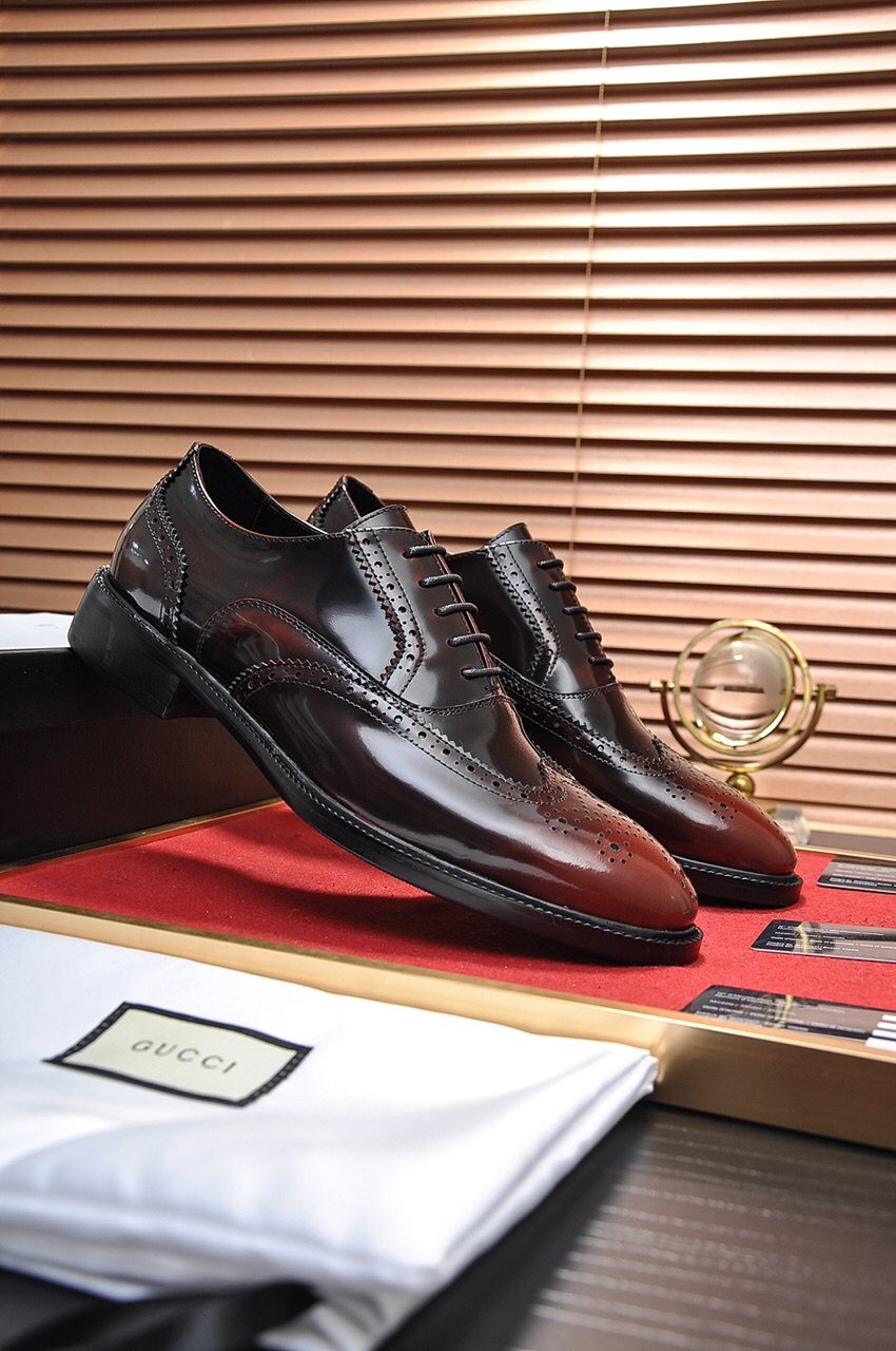 Gucci Men's Glossy Brogue Oxford Shoes